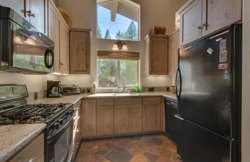 High Sierra at Dollar Point - Private Hot Tub, Close to Ski Resorts, Pet Friendly! - Foto 7