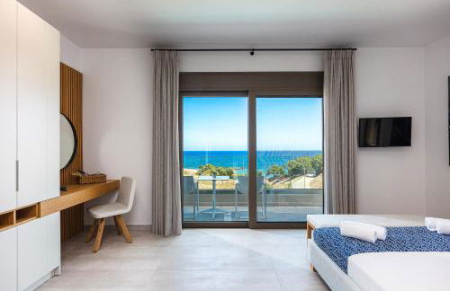 Lagoon Seaside Villa, Sumptuous Retreat,By ThinkVilla - Photo 38