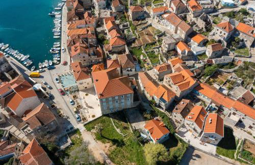 Luxury Stone Villa Nevija with heated pool - Photo 36