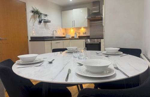 Ideally located Didsbury Chorlton gated parking - Pass the Keys - Foto 15