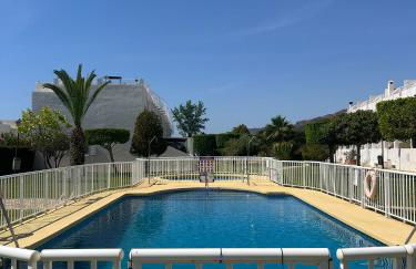 Duplex en urbanización con piscina comunitaria y wifi - Foto 4