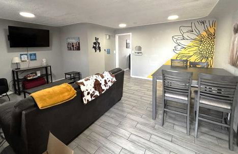 Arvada Private Family Home with Two King Beds - Foto 2