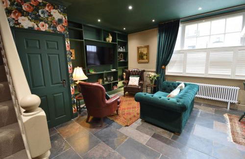 Samuels' a duplex apartment by Spires Accommodation in Lichfield City Centre - Foto 73