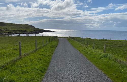 Kinnoull House near Stornoway Hot-Tub Sauna Pet Friendly - Photo 51