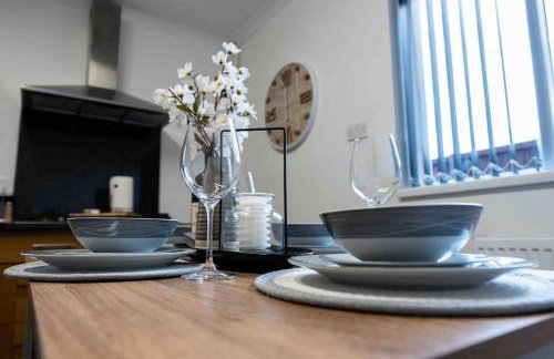 Casa Lobo's Beautiful Suites Apartment 1 free offroad parking - Foto 48