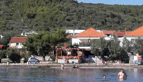 Family friendly seaside apartments Nevidjane, Pasman - 325 - Foto 1