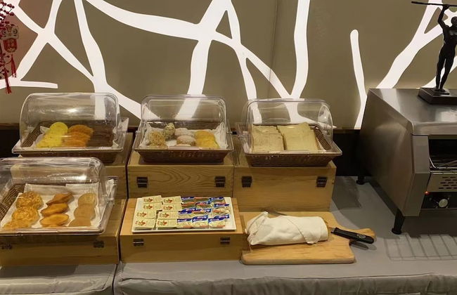 Cheng Du Wifc Suites -YYC Preferred - Photo 30