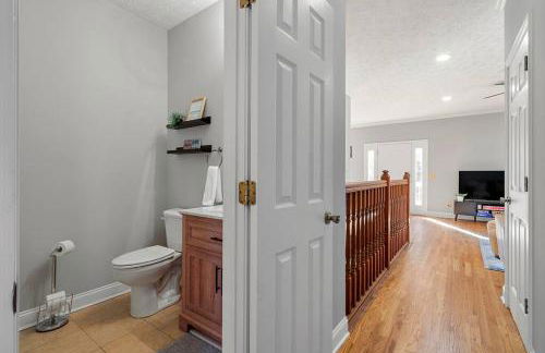 Lakeview with Dock and king bed Gainesville - Foto 9