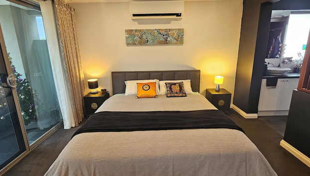 Architect 4BR w Pool River Walk - Foto 2, Habitación