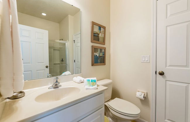 Fantastic 4br 3ba with Pvt Pool with Lake view near to Disney - Foto 16