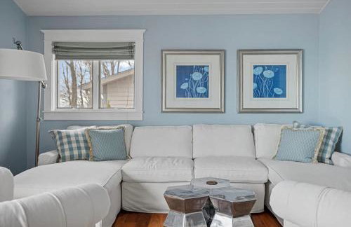 Sunset Shores Sanctuary by Juniper Holiday + Home - Photo 29