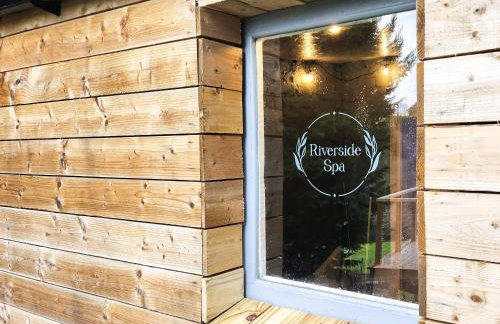 Riverside Cottage - Photo 12