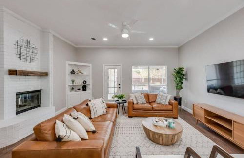 Boho Chic Home w Backyard Paradise - Pool + Grill - Foto 8