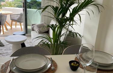 Coronado Apartment - Photo 15