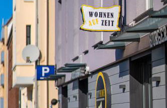 Boardinghouse City Home - Living - Photo 20