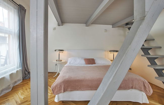 Wenceslas Square Residence - Photo 15