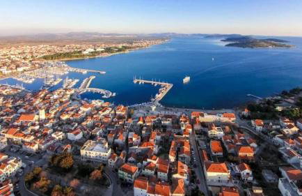 Prvinski Akvarel - Foto 33