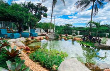 Apartamento com piscina a poucos passos da praia - Foto 18