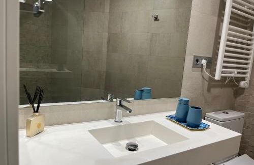 Fantastico Apartamento Suite en centro de Granada - Photo 18