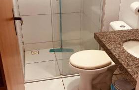 Apartamento em zona nobre com três quartos, sendo um suíte - Foto 26