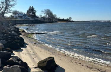 Cheerful 3bd Cape feet from beach, river access - Foto 7