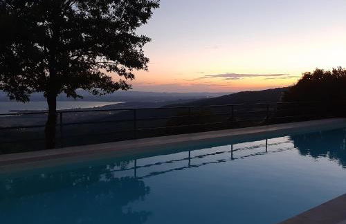 Moderne Villa mit atemberaubendem Seeblick - Photo 52