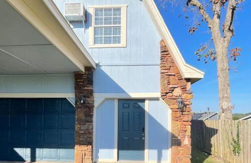 Lake View Twin Homes, Spacious Decks & Kitchens - Foto 42