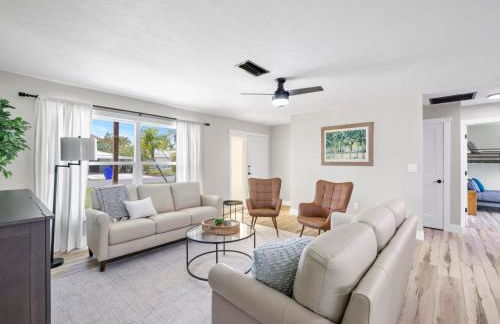 Salty Sunrise by Distinctive Beach Rentals - Foto 55