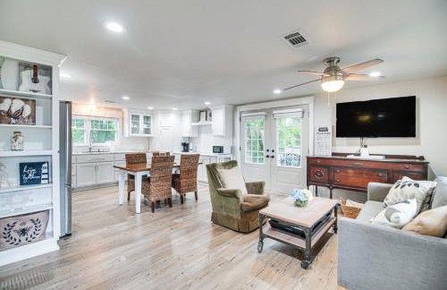 Rural Spiro Getaway with Private Deck! - Foto 1