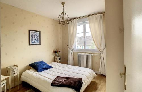 Maison de charme proche centre ville - Foto 9