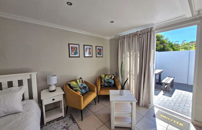 Ivy Place Studio Apartment - Photo 5