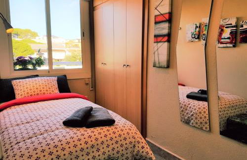 Marina Port & Beach-Apartment - Photo 16