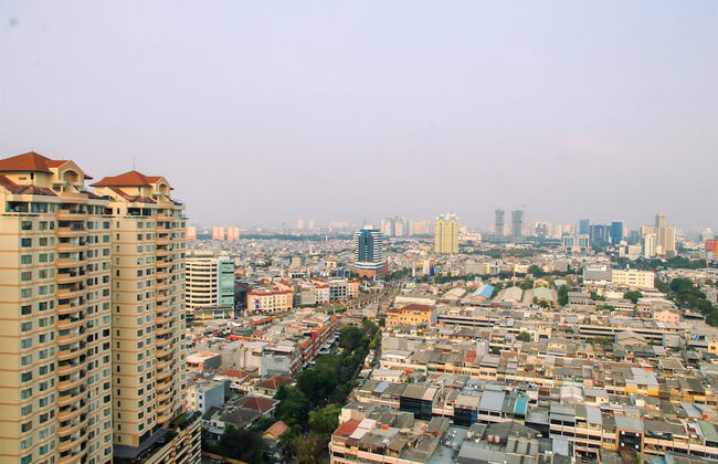 Relaxing Studio Apartment at Mangga Dua Residence - Photo 18