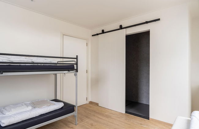 Beautiful Apartment on Ameland Near Nes - Photo 11