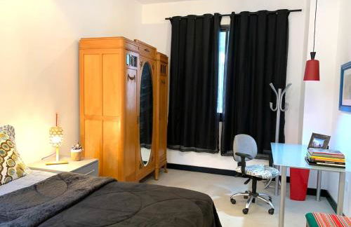 Casa linda, ótima localização, 2 vagas de garagem - Foto 15