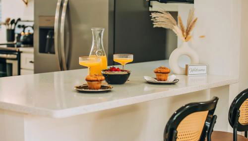 Oasis Over the Bridge of Lions - Foto 3