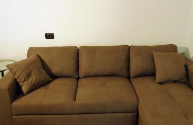 Lo Gnomo sotto al Glicine - Foto 24