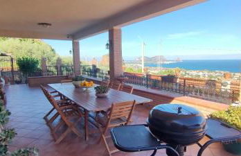 Villa Belvedere di Altavilla with Pool and Near The Sea - Foto 1