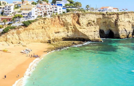 Villa Andre 3 Bedroom Villa With Pool - Walking Distance to Albufeira - Photo 8