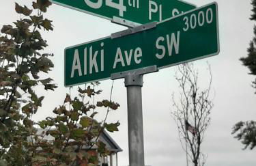 Alki Beach Cottage, NEW, 2 bedrooms, 2 bathrooms, near beach, AC, WD, Parking - Foto 31