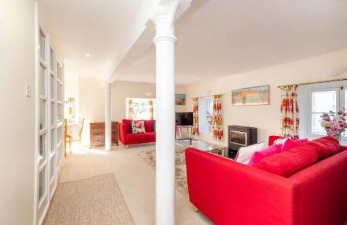 JOIVY Secluded Brewery Apartment - Photo 20