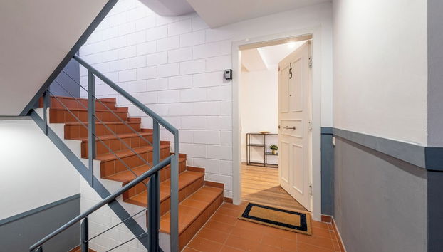 Caliu Apartments Barcelona - Fira - Foto 2, Ingresso interno