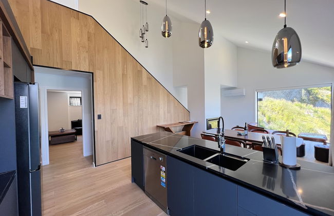 Stunning Lakeview QT Holiday House - Foto 8