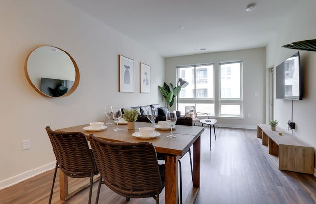 Alexandria Modern Apt Amazing Amenities - Photo 8