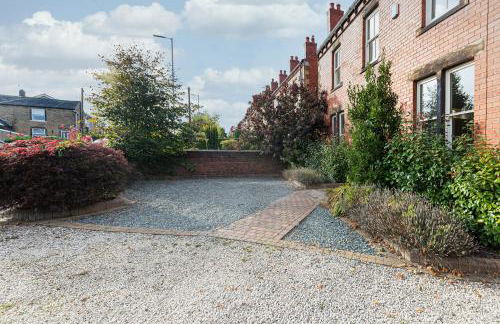 Thrushley Cottage in Wakefield - sleeps 7 - with roof terrace - Foto 38