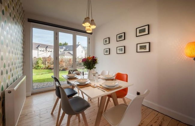 Gorgeous Comrie Cottage, hot tub & Mountain Views - Foto 12