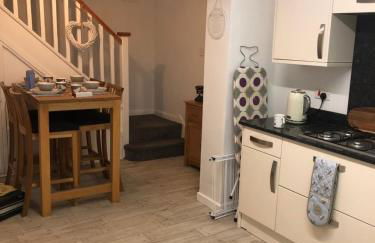 Middle Cottage Alton Towers, Peak District, JCB - Foto 14