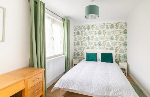 Comfortable 4-Bedroom Heaven in Thetford - Foto 29