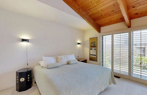 Whale Tales - Photo 10