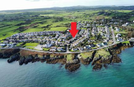 Coastal Boutique Luxury Home With Sea Views - Pass the Keys - Photo 38